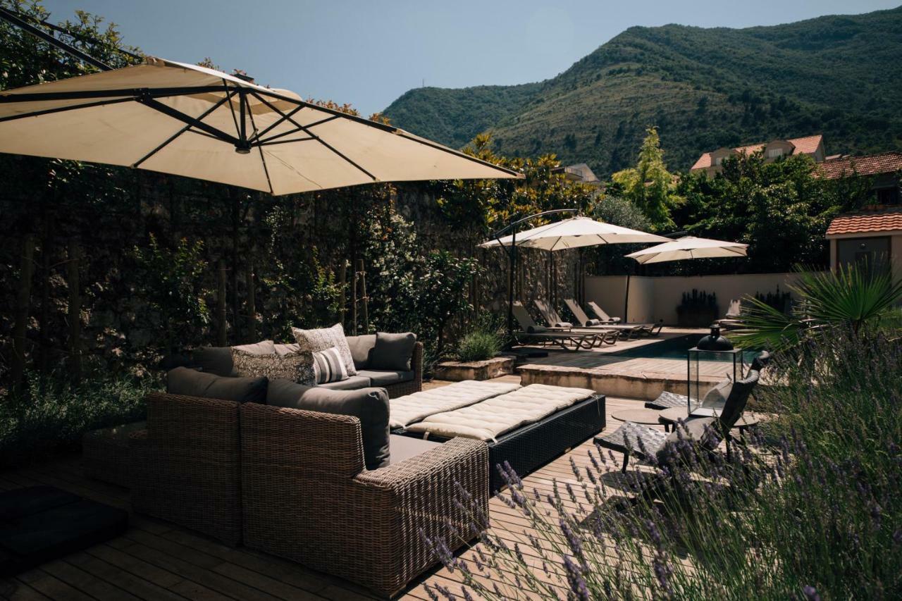 Palazzo Sbutega Bed & Breakfast Котор Екстериор снимка